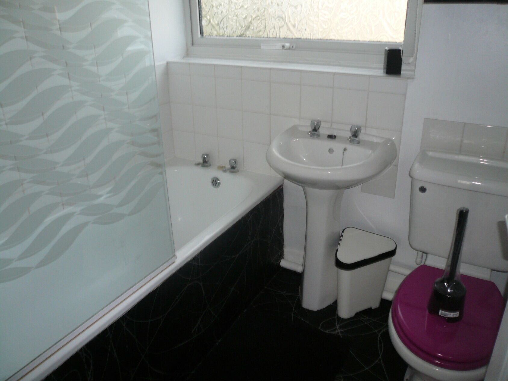 3 bedroom house for rent Ringswell Gardens, Bath, BA1 6BS UniHomes