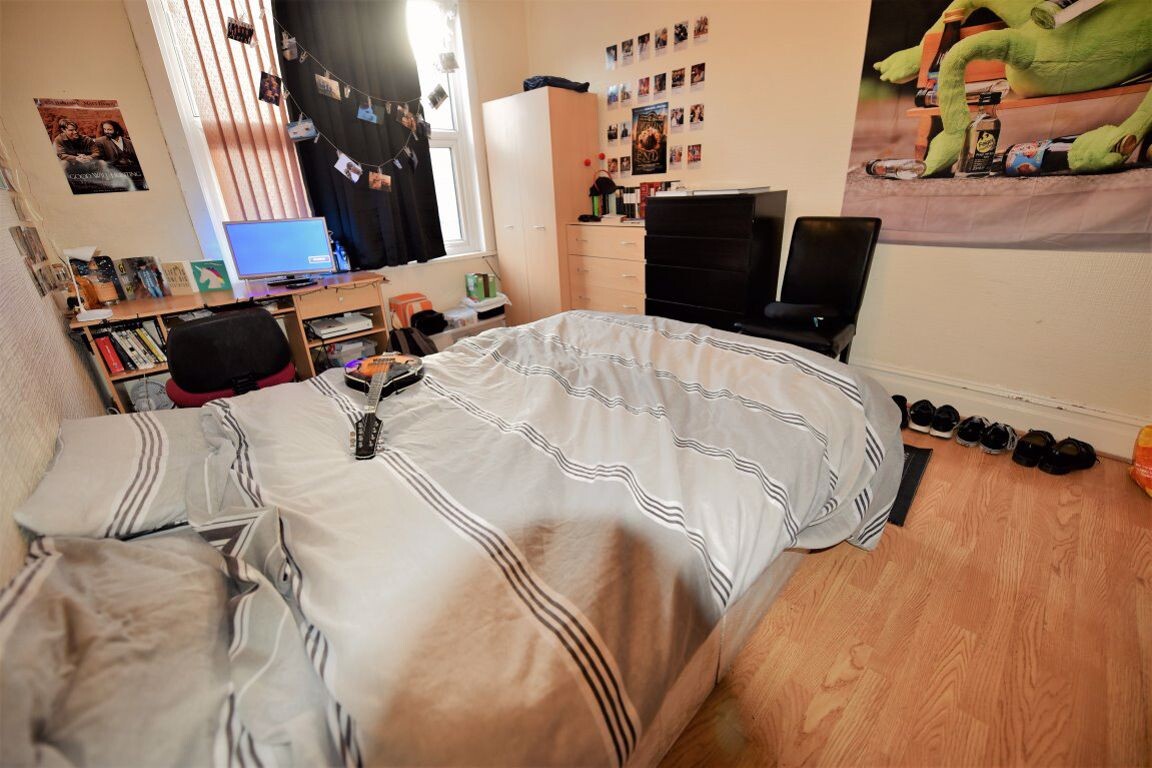 1 bedroom house for rent Hyde Park, Leeds, LS6 1HD UniHomes