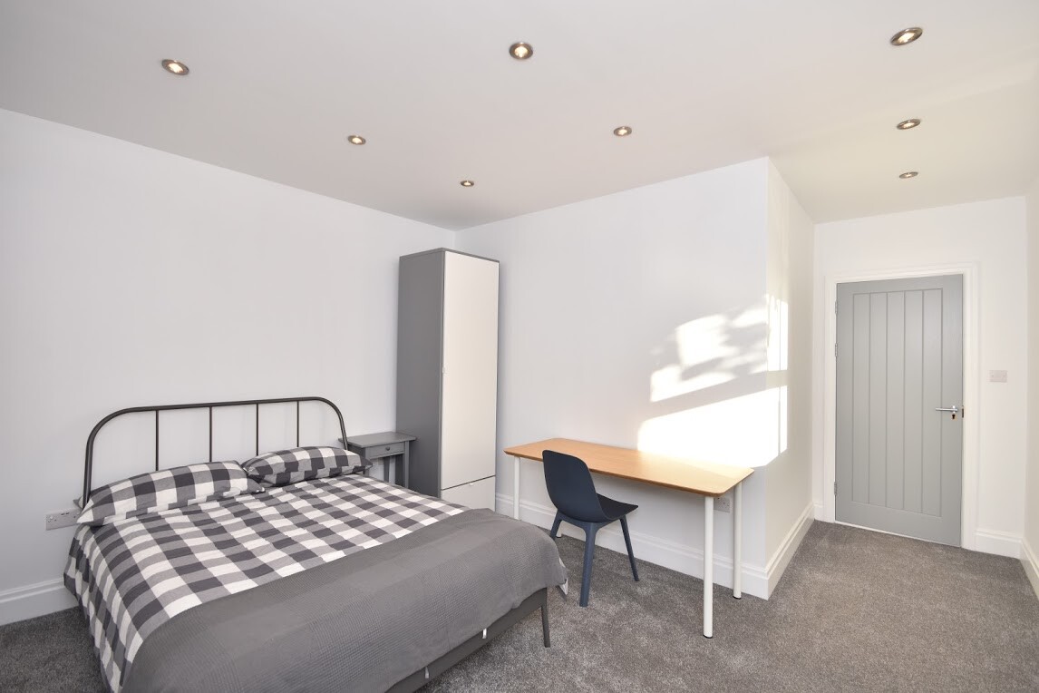 2 bedroom apartment for rent King Edwards Road, Swansea, SA1 4LU UniHomes