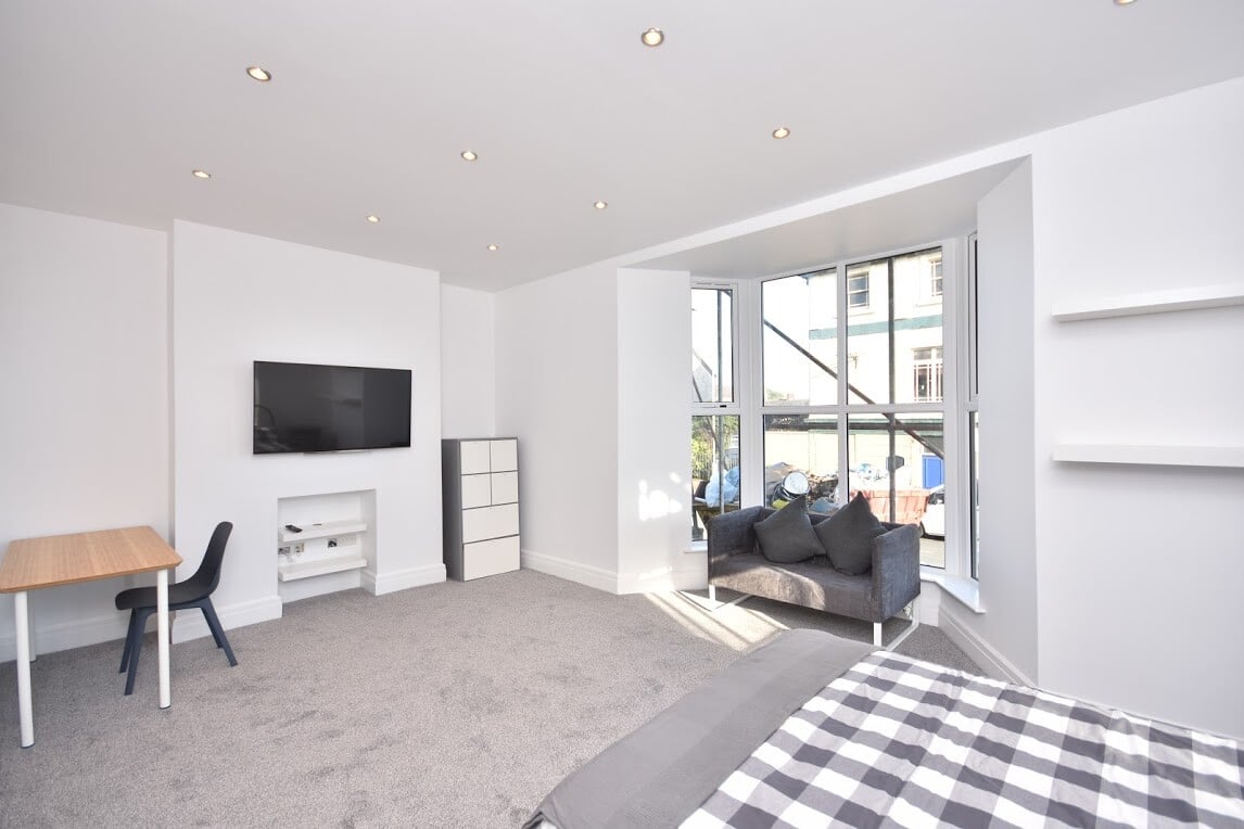 2 bedroom apartment for rent King Edwards Road, Swansea, SA1 4LU UniHomes