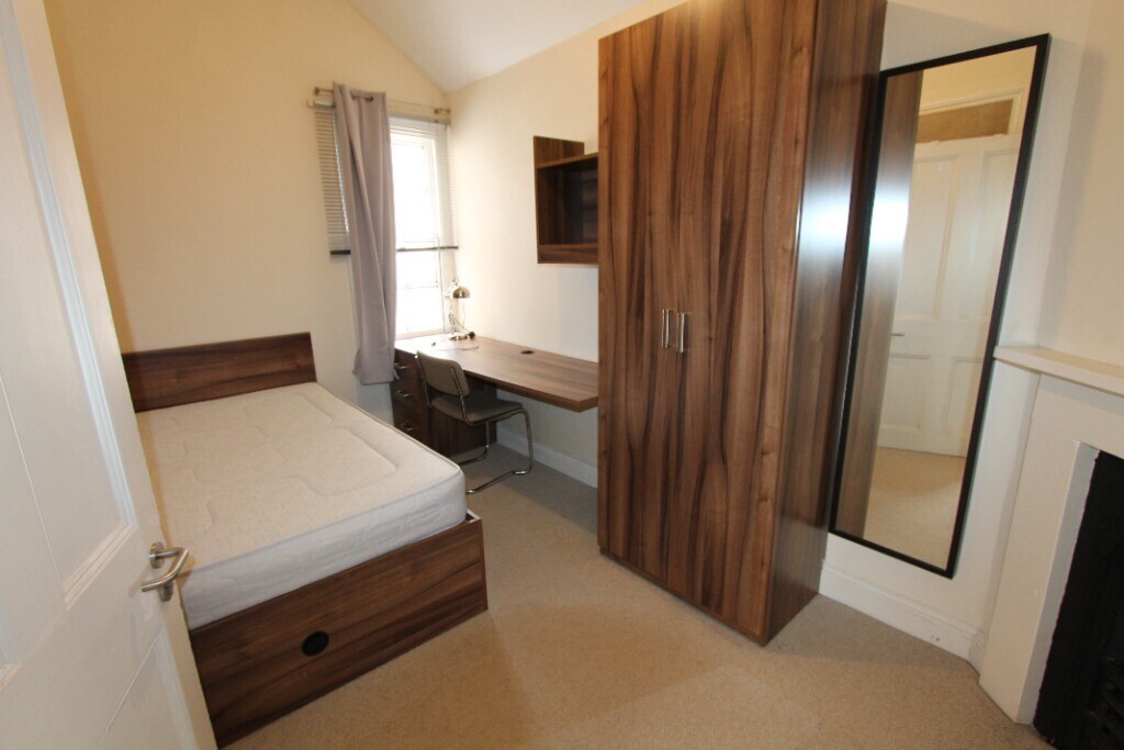 2 bedroom apartment for rent Clarendon Square, Leamington Spa, CV32 5QT