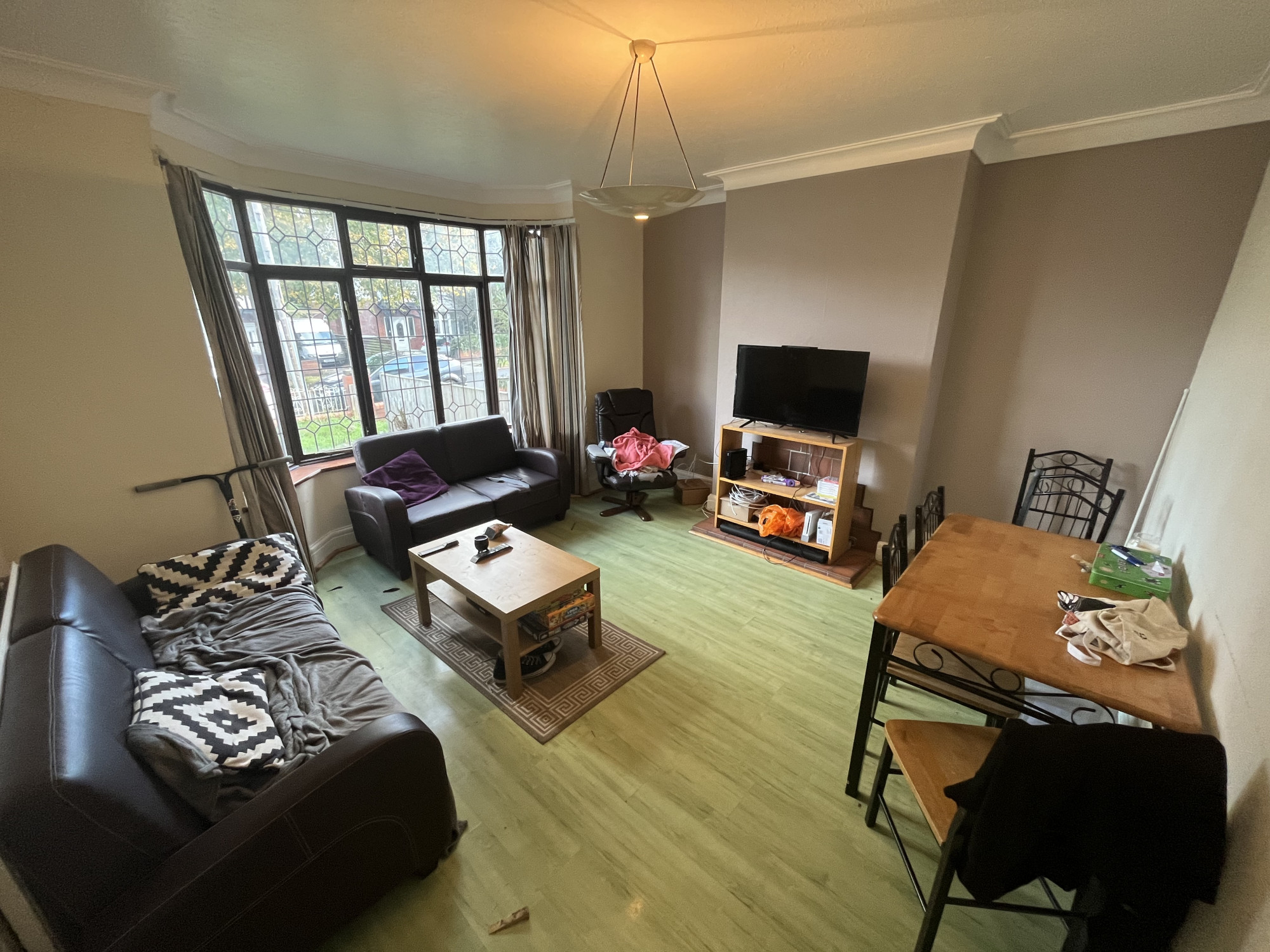 2 bedroom apartment for rent Burchett Place, Leeds, LS6 2LN UniHomes