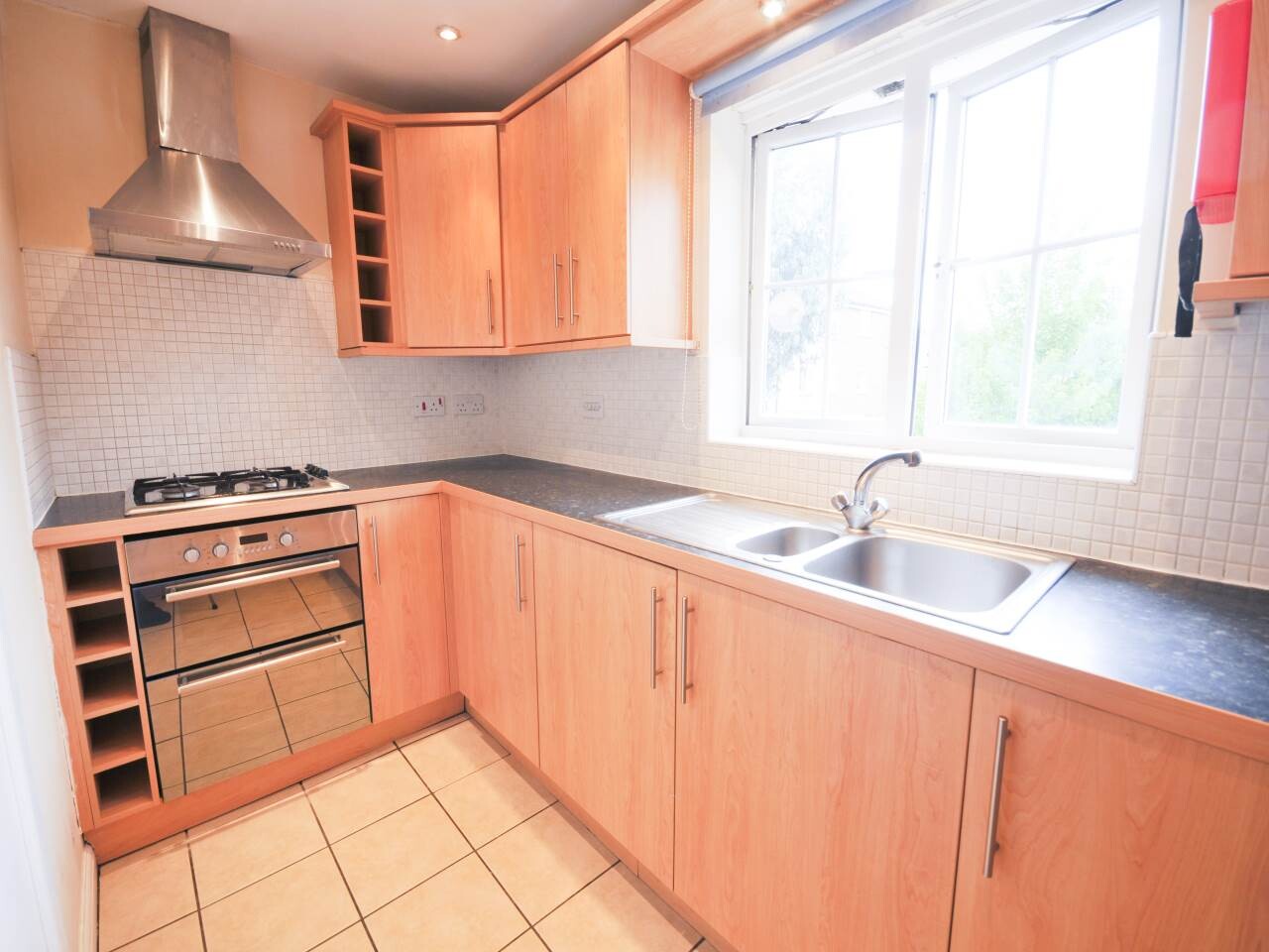 3 bedroom apartment for rent Errington Close, Hertfordshire, AL10 9AU