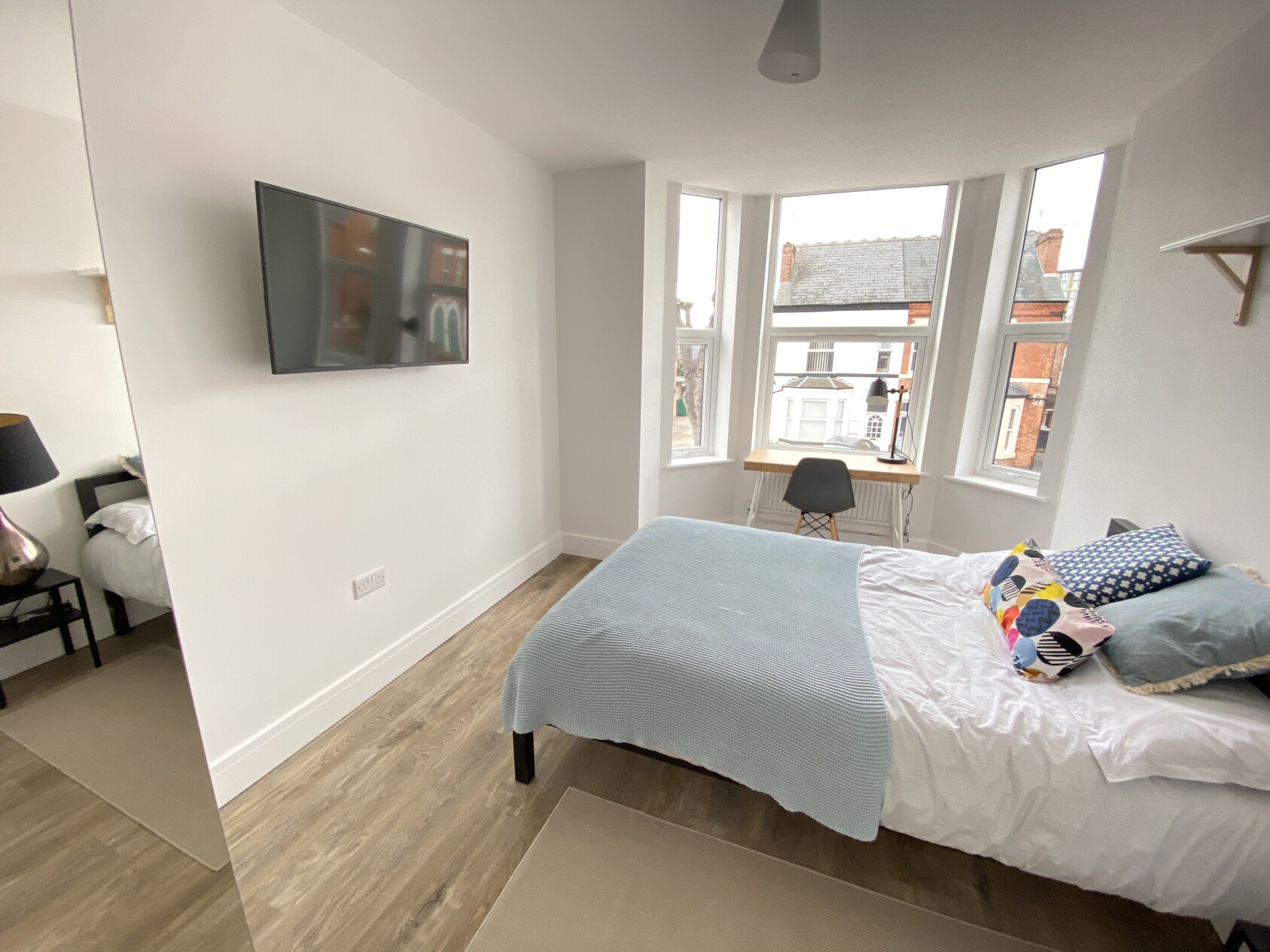 3 bedroom apartment for rent Colwick Road, Nottingham, NG2 5FR UniHomes