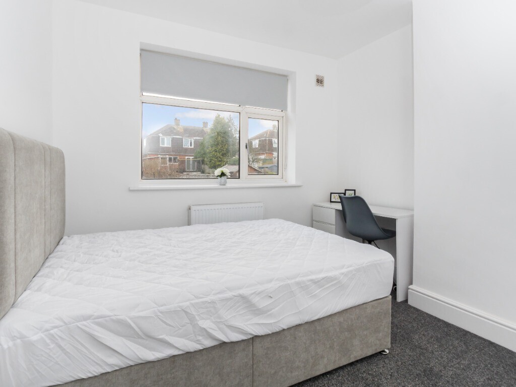 3 bedroom house for rent Monks Park Avenue Horfield, Bristol, BS7 0UL