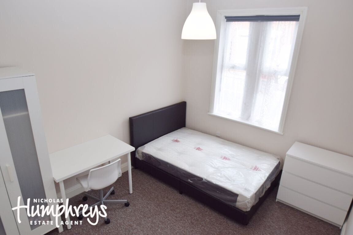 3 bedroom house for rent Newcastle Street, Keele, ST5 6PL UniHomes