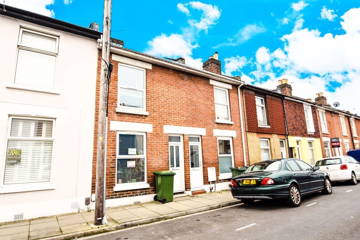 3 bedroom house for rent Boulton Road, Portsmouth, PO5 1NT UniHomes