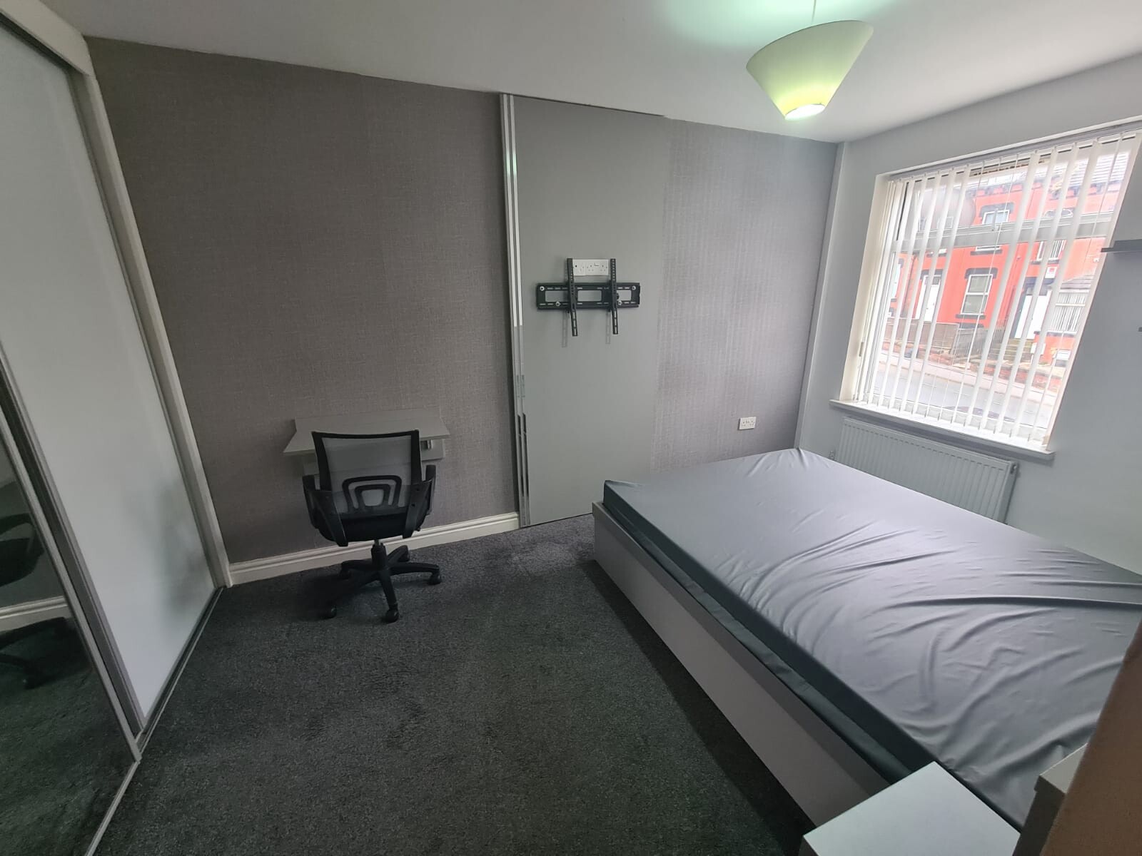 3 bedroom house for rent Woodsley Road, Leeds, LS6 1SB UniHomes