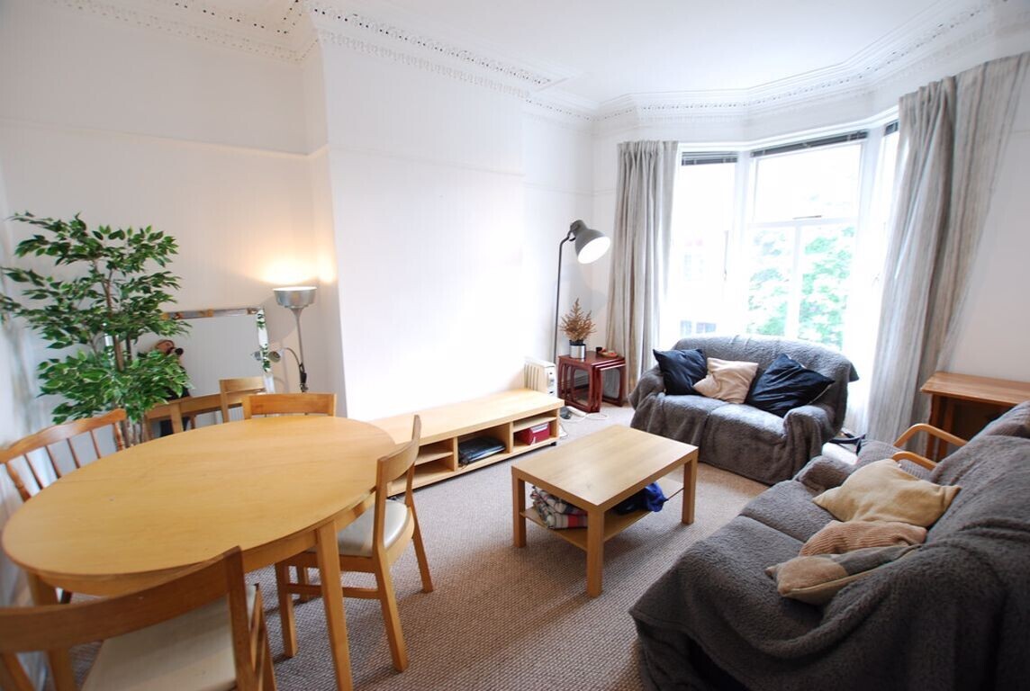 4 bedroom apartment for rent Glossop Road, Sheffield, S10 2QA UniHomes