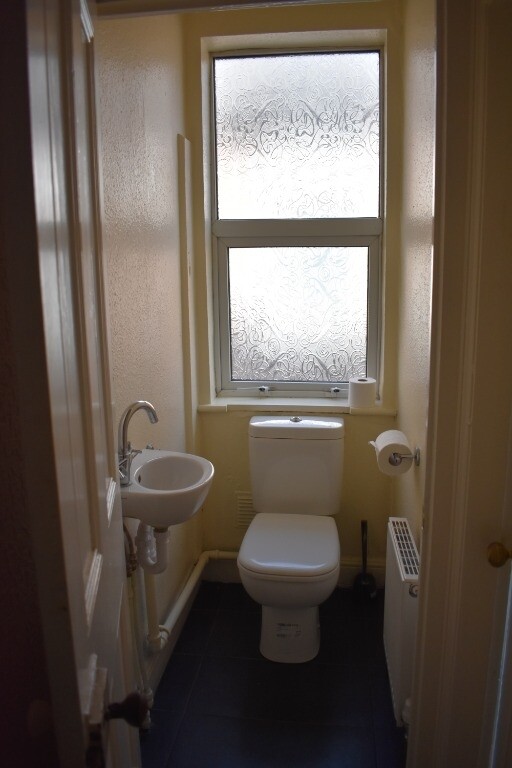 4 bedroom apartment for rent Beeston Road, Nottingham, NG7 2JR UniHomes