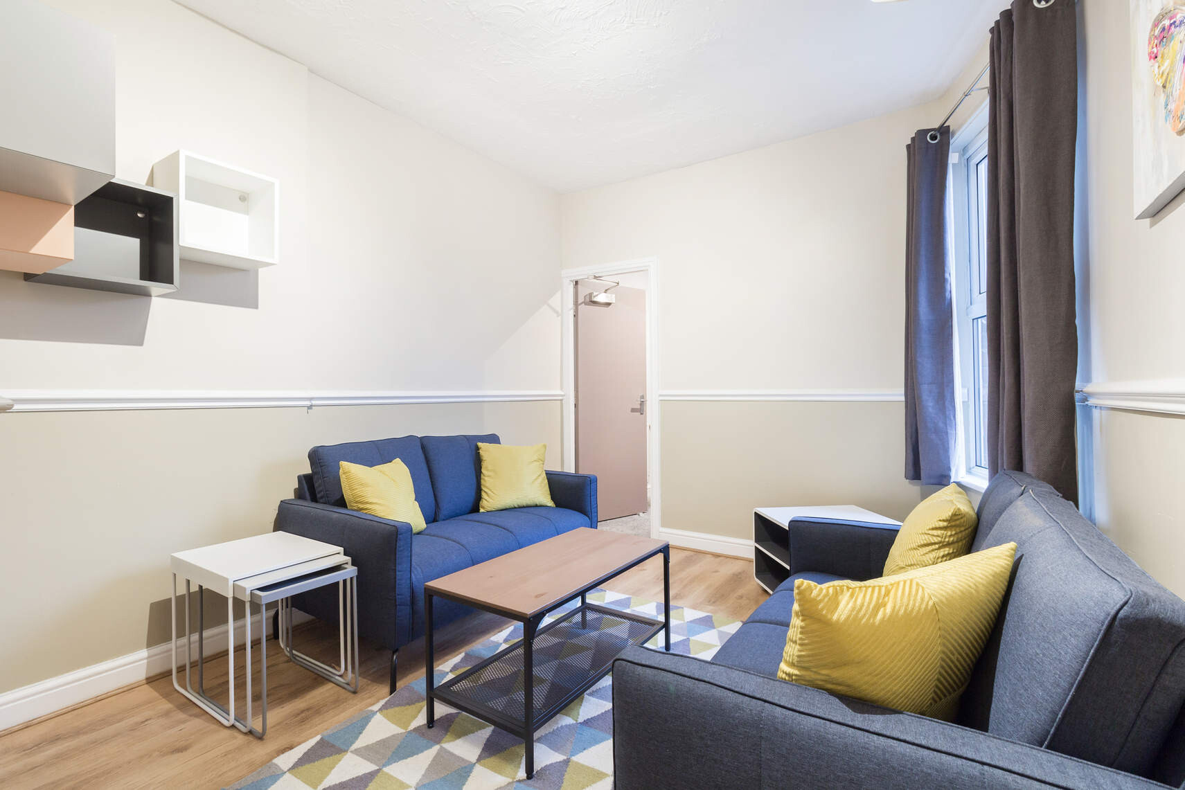 4 bedroom apartment for rent Hyde Park Road, Leeds, LS6 1AH UniHomes