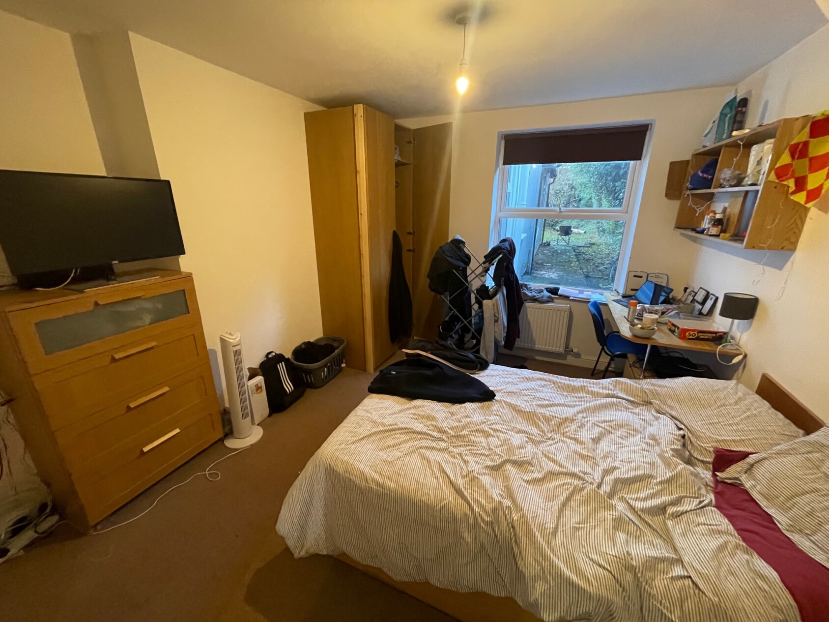 4 bedroom apartment for rent Hyde Park Terrace, Leeds, LS6 1BJ UniHomes