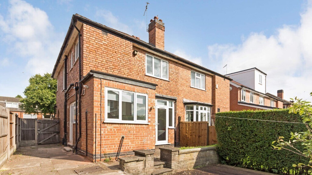 4 bedroom house for rent Queens Road East Beeston, Nottingham, NG9 2GS