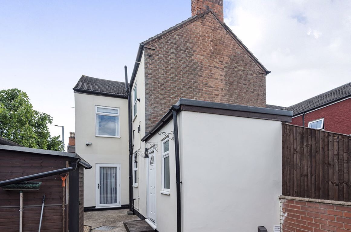 4 bedroom house for rent City Road, Nottingham, NG9 2LQ UniHomes