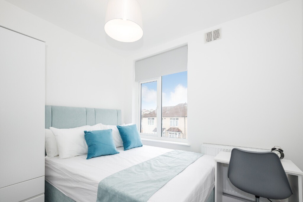 4 bedroom house for rent Edna Avenue Brislington East, Bristol, BS4 4LA