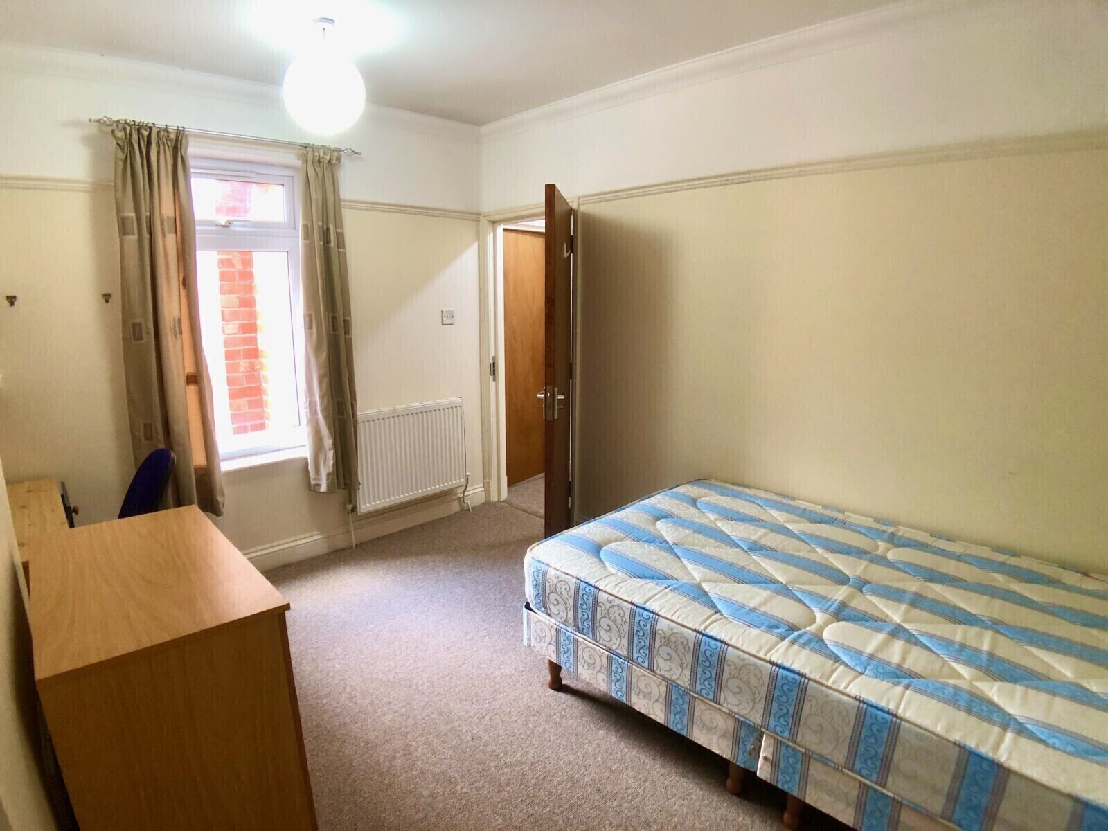 4 bedroom house for rent Knighton Fields Road East, Leicester, LE2 6DR