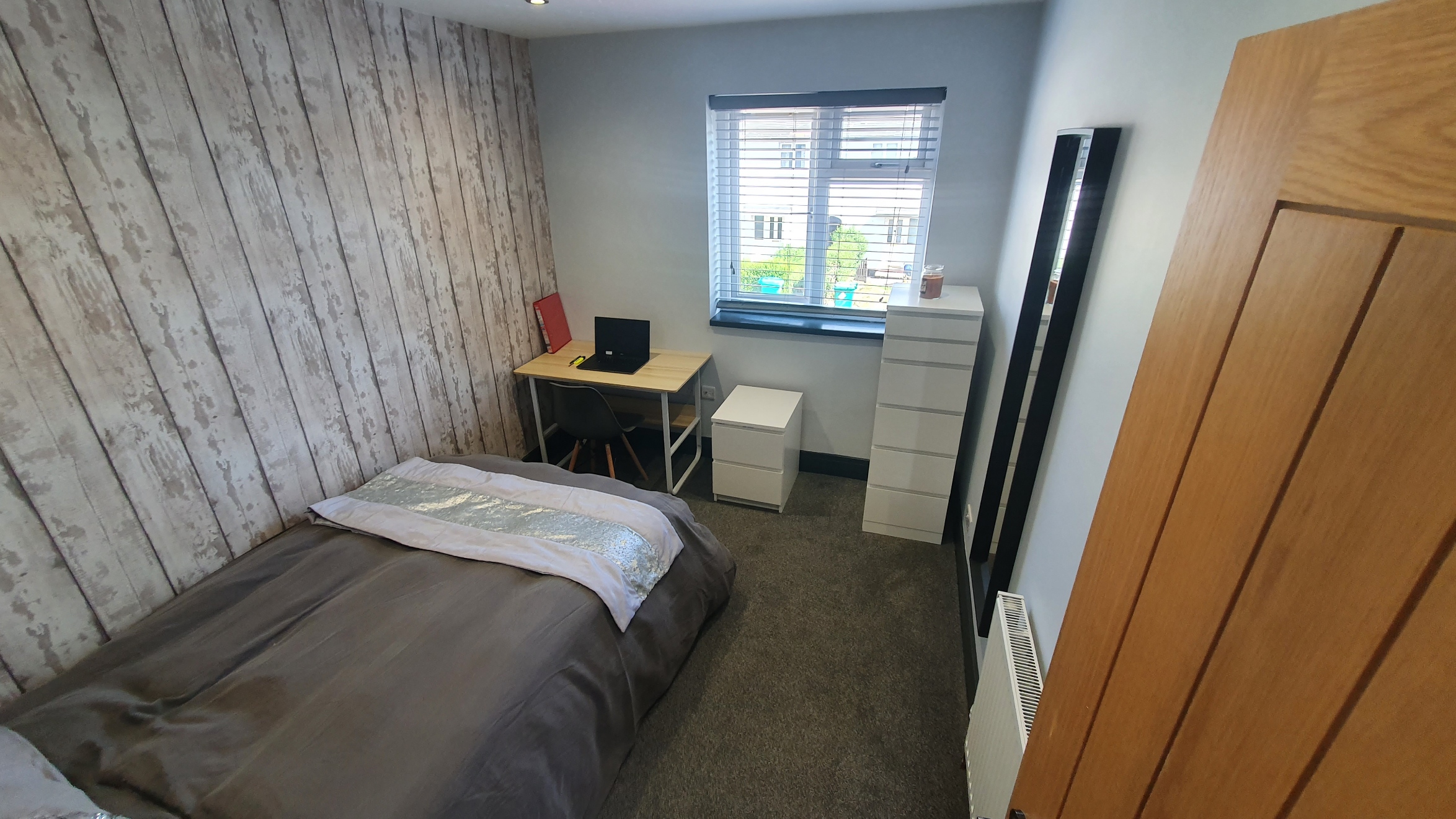 4 bedroom house for rent Fergus Close, Nottingham, NG11 9BD UniHomes