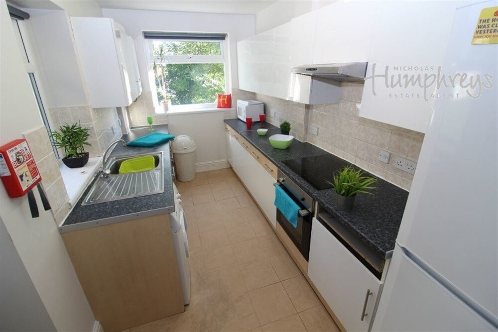 4 bedroom house for rent Brighton Terrace Road, Sheffield, S10 1NU