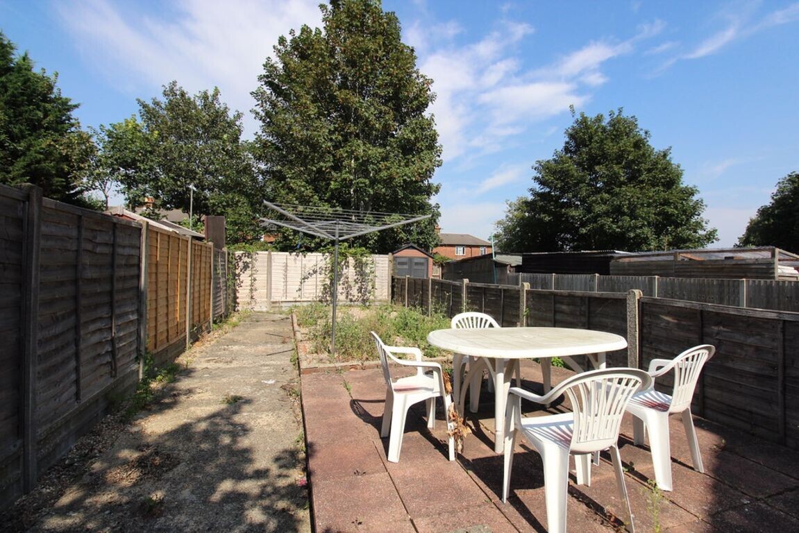 4 bedroom house for rent Broadlands Road, Southampton, SO17 3AS UniHomes