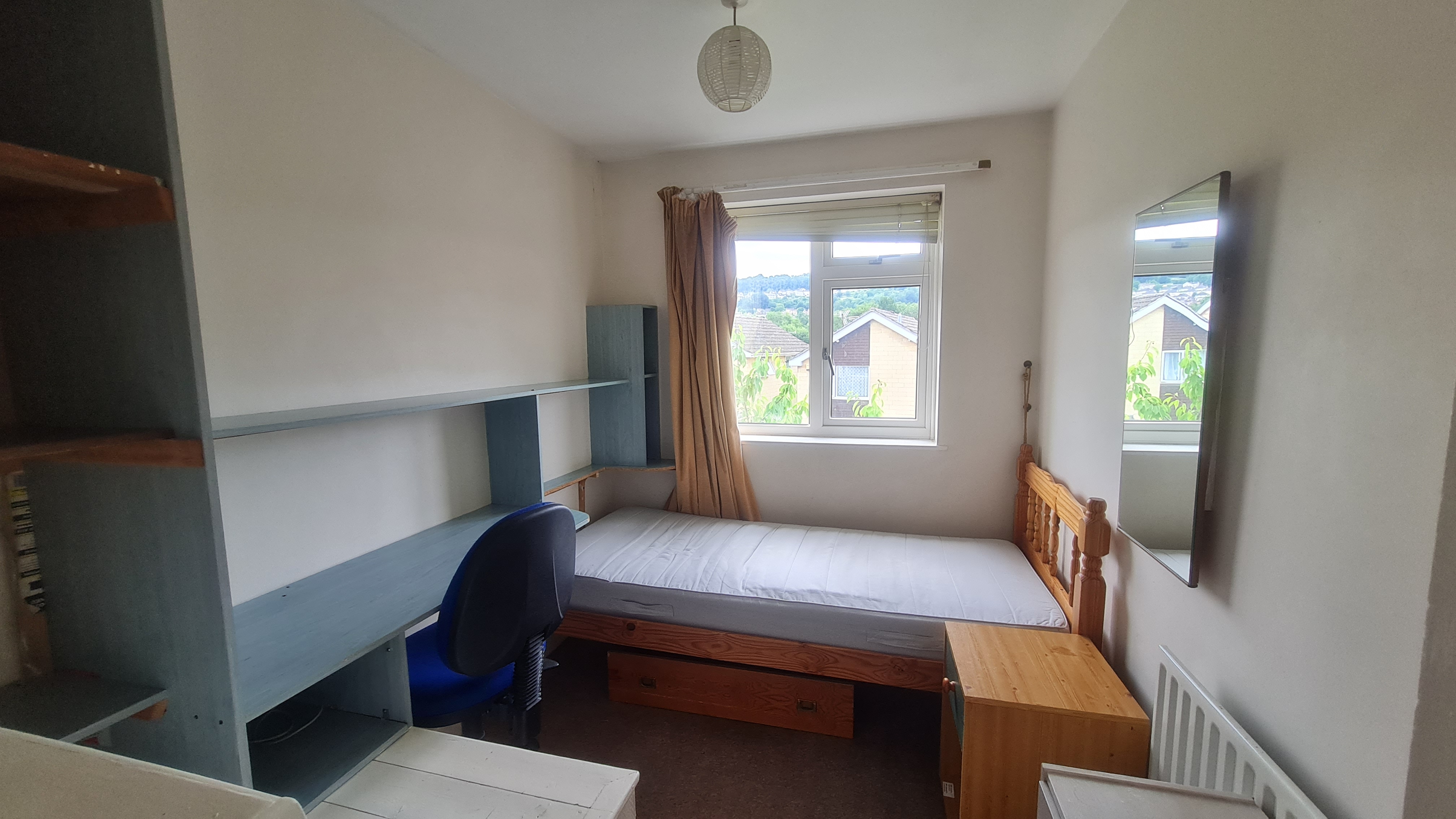 4 bedroom house for rent Oldfield Lane, Bath, BA2 3NP UniHomes