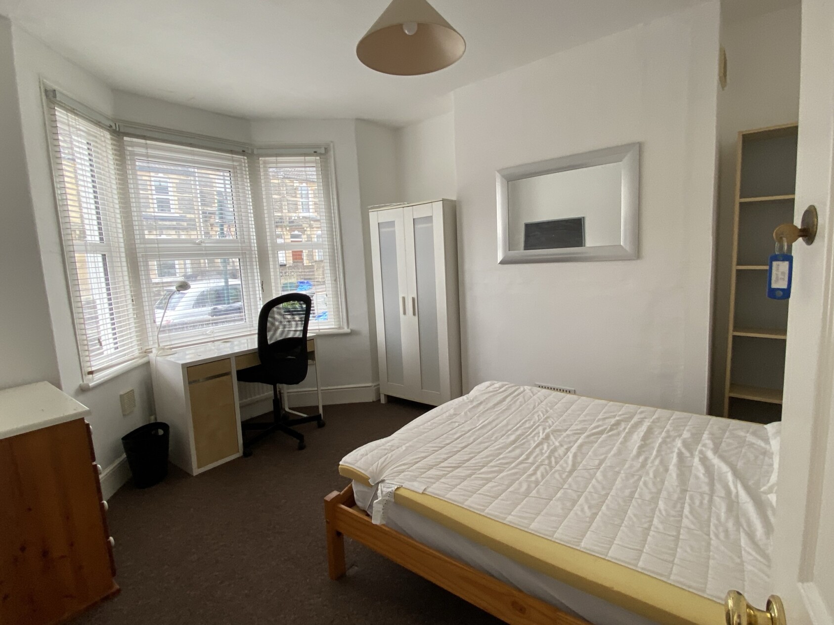 4 bedroom house for rent Coronation Avenue, Bath, BA2 2JS UniHomes