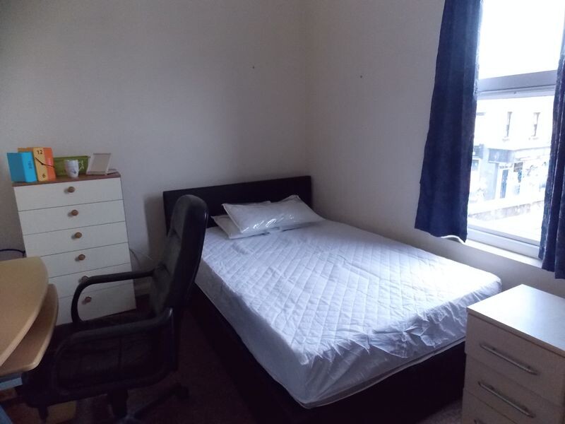 4 bedroom apartment for rent Shaftesbury Road, Bath, BA2 3LJ UniHomes