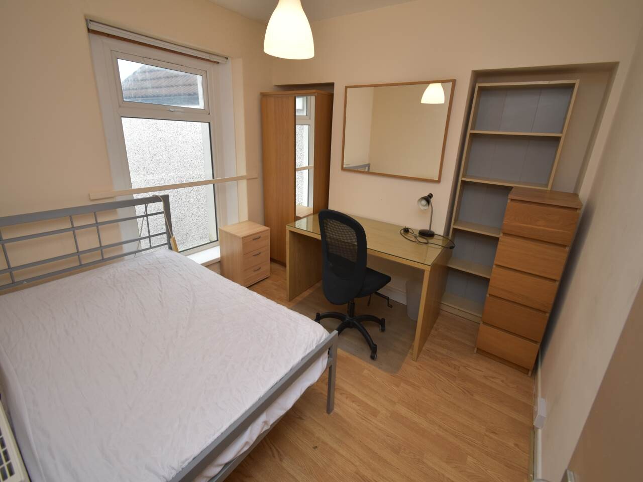 4 bedroom house for rent Argyle Street, Sandfields, City Centre