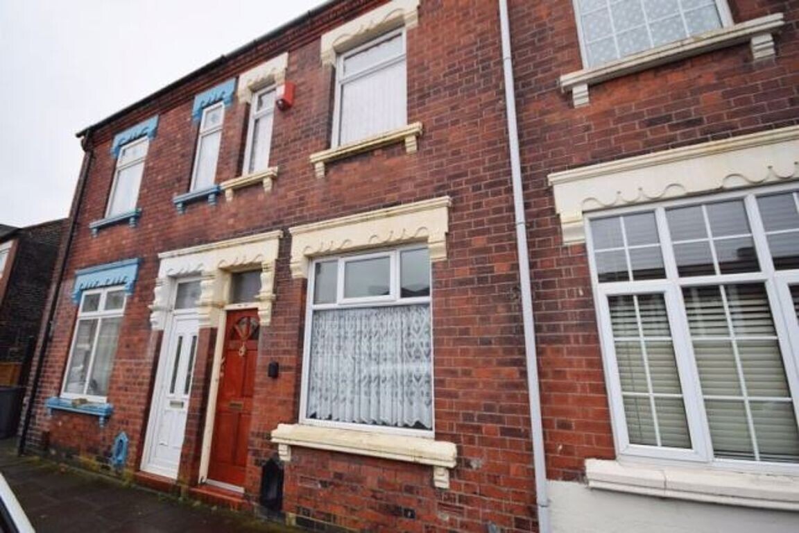 4 bedroom house for rent Beresford Street, StokeonTrent, ST4 2ES