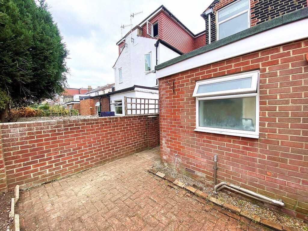 4 bedroom house for rent Stansted Road, Portsmouth, PO5 1SA UniHomes
