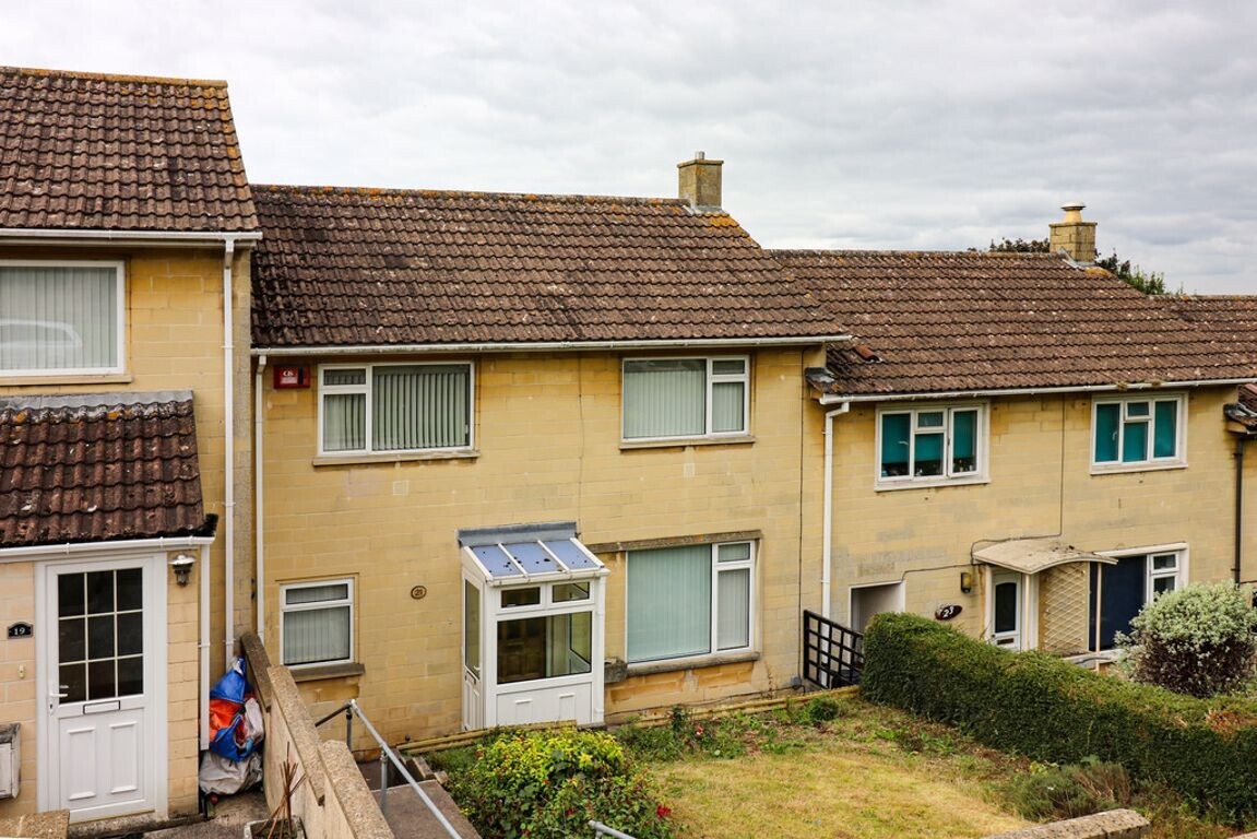 4 bedroom house for rent Poolemead Road, Bath, BA2 1QW UniHomes