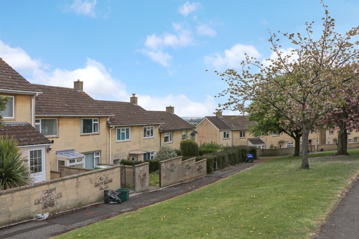 4 bedroom house for rent Poolemead Road, Bath, BA2 1QW UniHomes