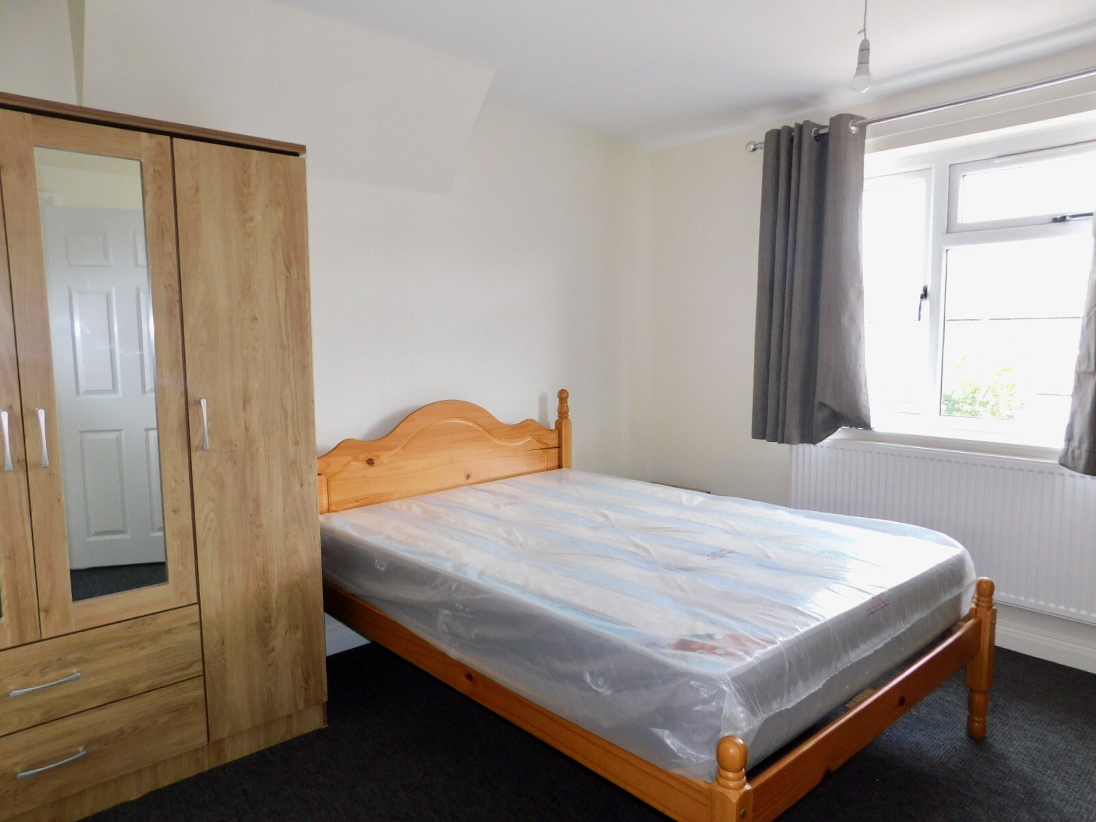 4 bedroom house for rent Collingham Road, Leicester, LE3 2BB UniHomes