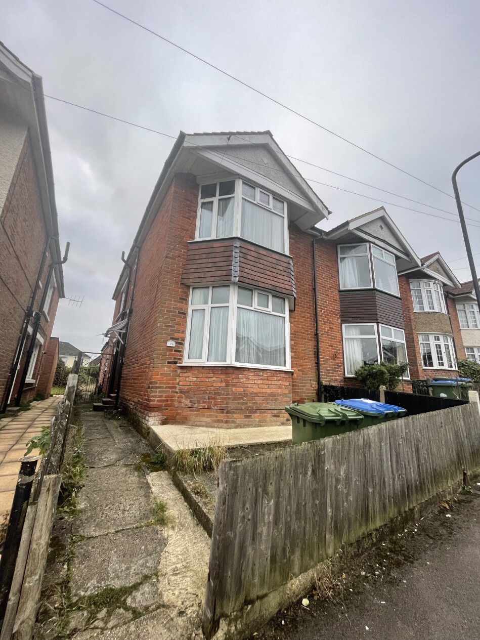 5 bedroom house for rent Sirdar Road, Southampton, SO17 3SH UniHomes