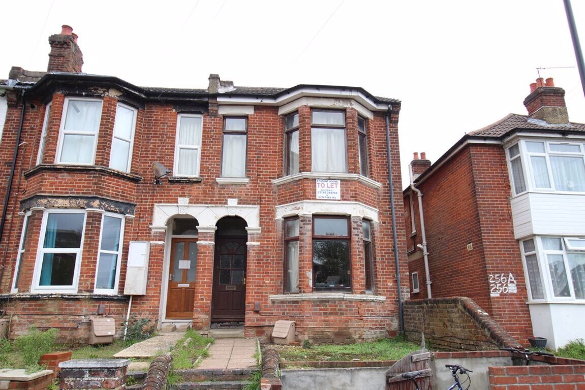5 bedroom house for rent Broadlands Road, Southampton, SO17 3AS UniHomes