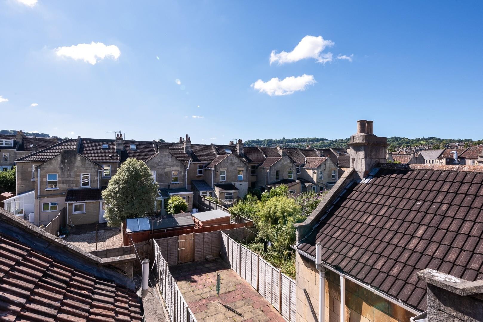 5 bedroom house for rent Crandale Road, Bath, BA2 3HX UniHomes