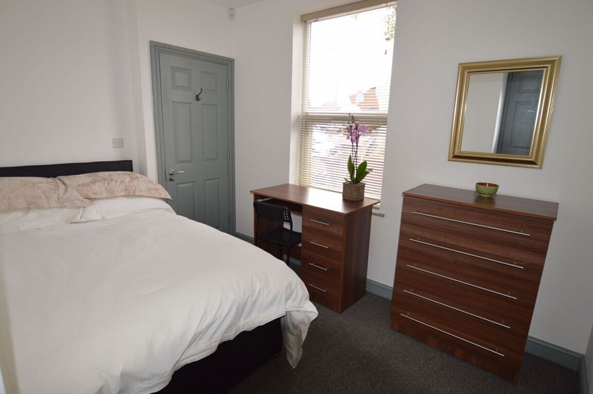 6 bedroom house for rent Comer Road, Worcester, WR2 5HU UniHomes