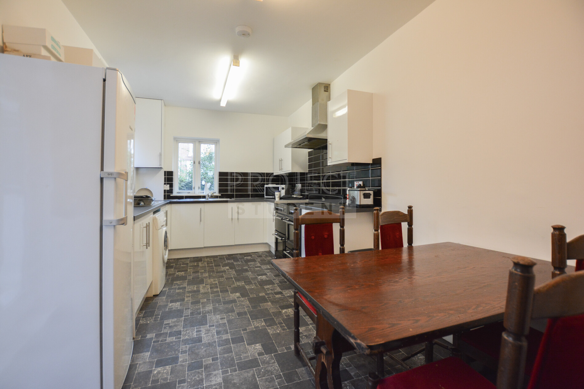 6 bedroom house for rent St. Albans Road, Leicester, LE2 1GF UniHomes