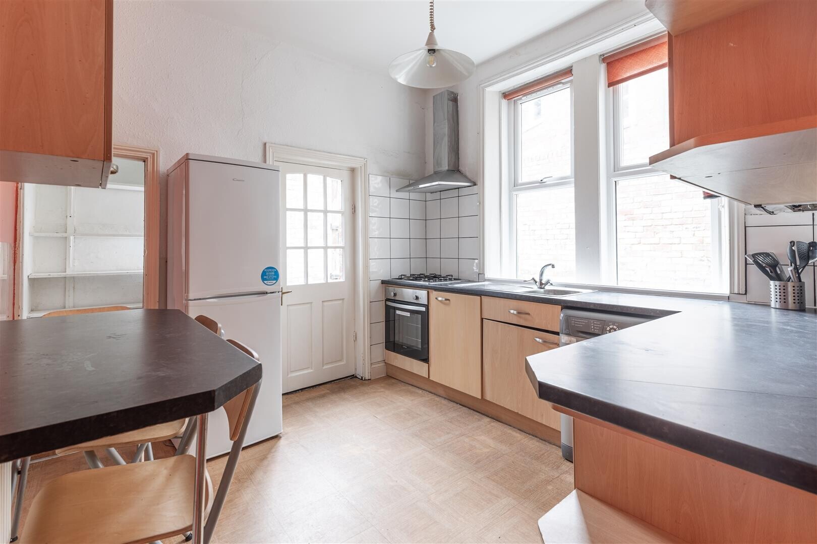 6 bedroom house for rent Lansdowne Gardens, Newcastle, NE2 1HD UniHomes