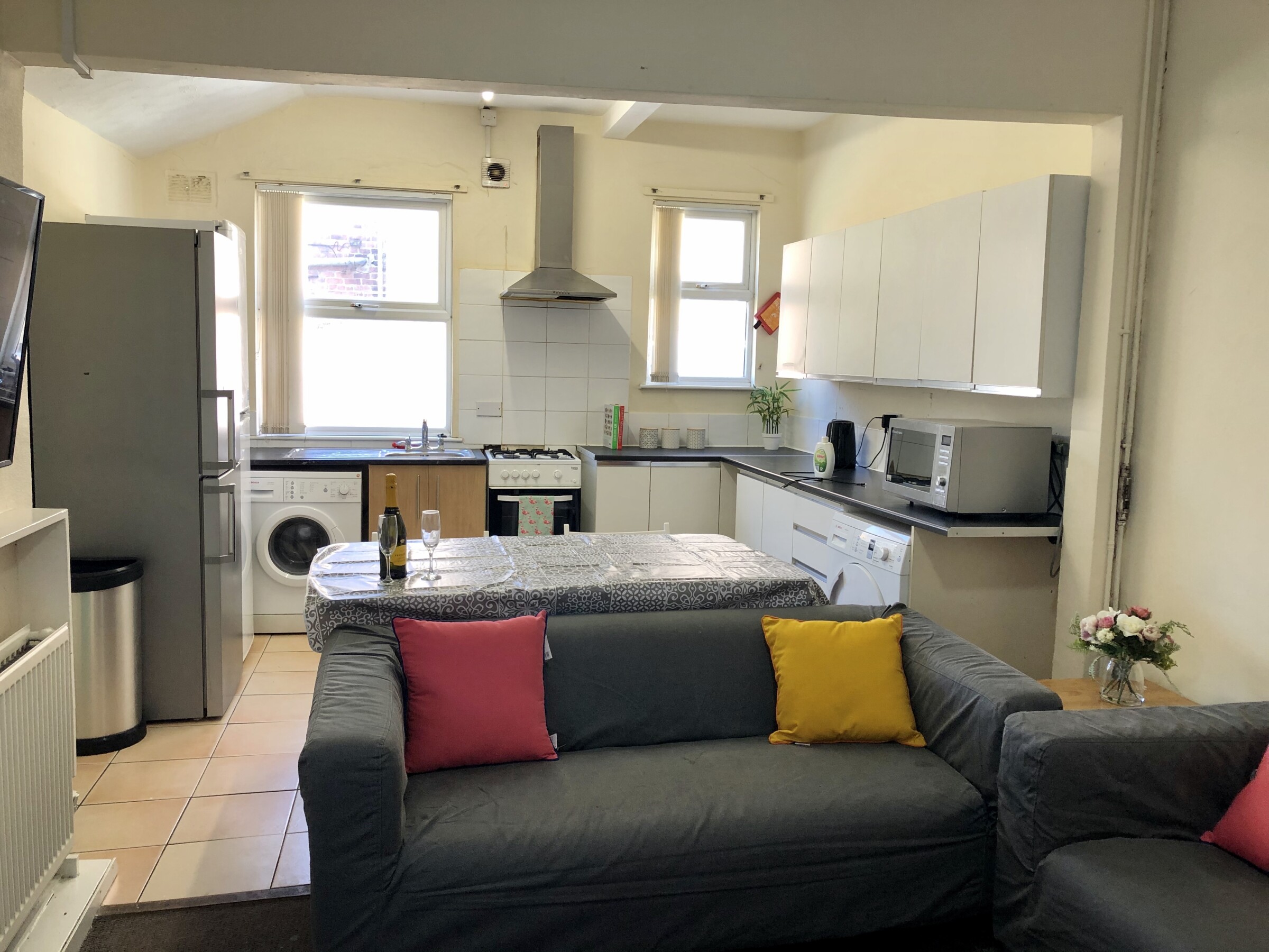 6 bedroom house for rent Lenton Boulevard, Nottingham, NG7 2EN UniHomes