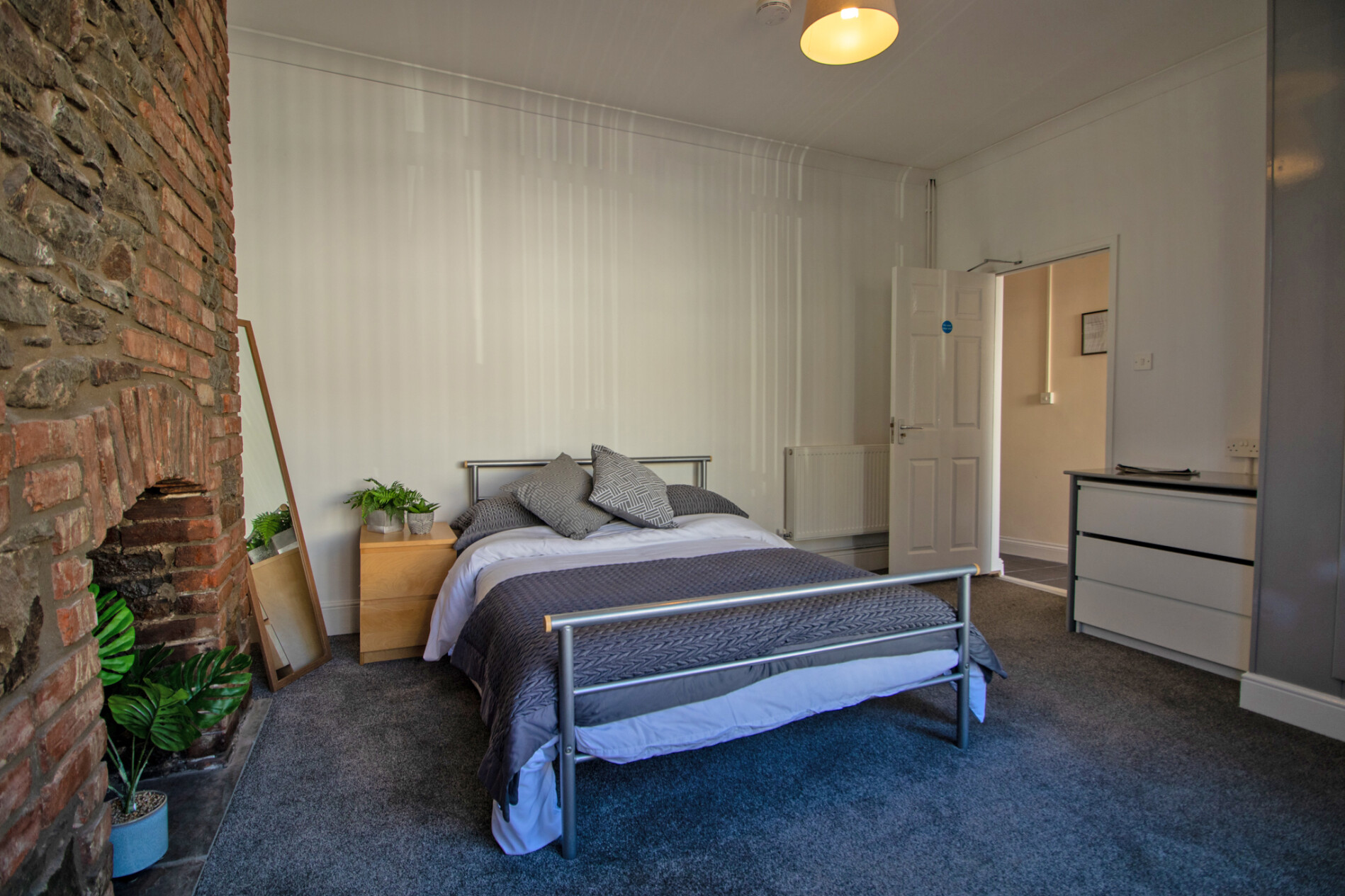 6 bedroom house for rent St. Helens Avenue, Swansea, SA1 4NF UniHomes