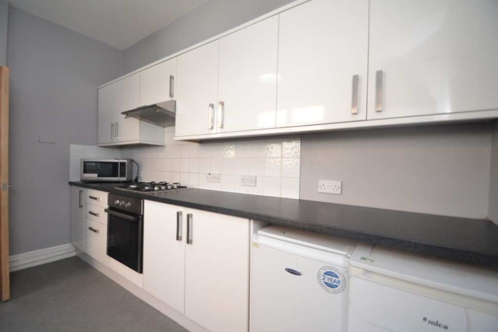 6 bedroom house for rent Milverton Road, Manchester, M14 5PJ UniHomes