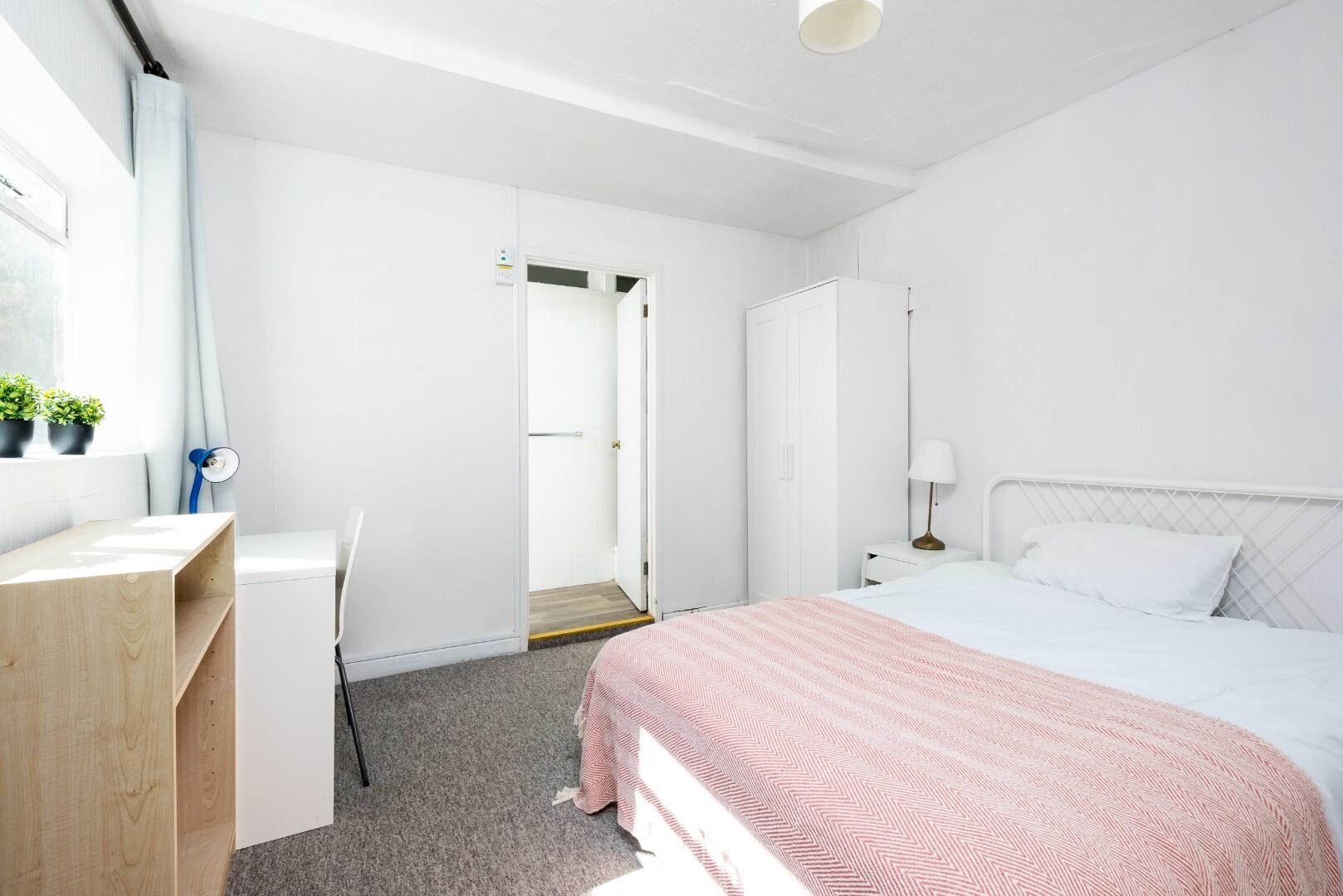 7 bedroom house for rent Wells Road, Bath, BA2 3AN UniHomes