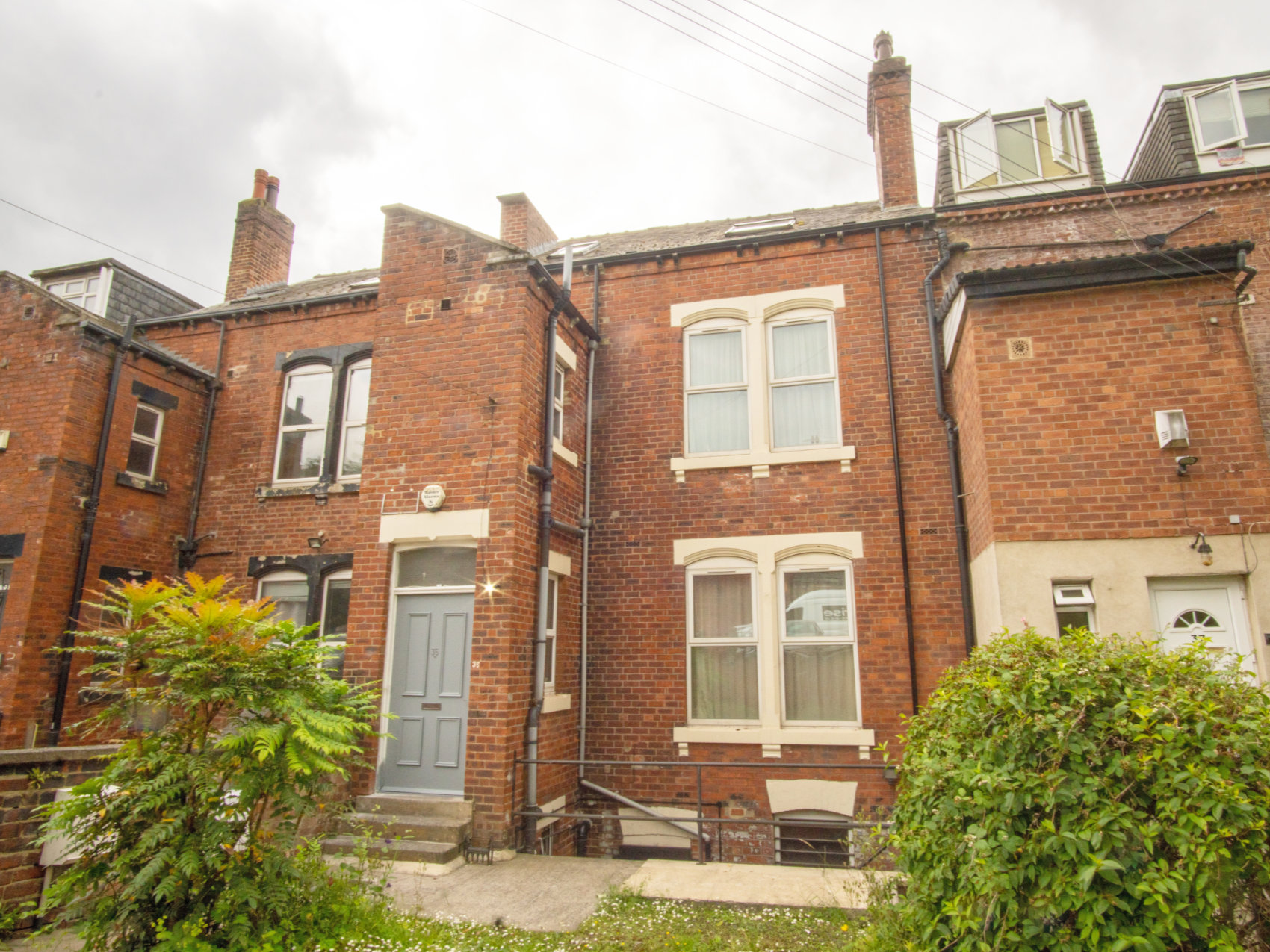 9 bedroom house for rent Moorland Avenue, Leeds, LS6 1AP UniHomes